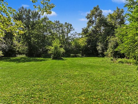 Tiny photo for 3001 S Brockway Street, Rolling Meadows, IL 60008 (MLS # 12706913)
