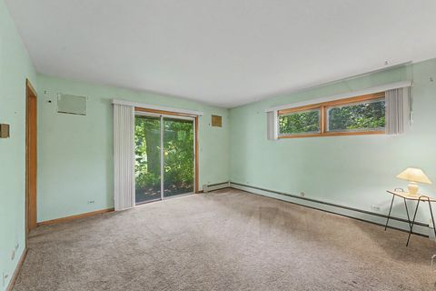 Tiny photo for 3001 S Brockway Street, Rolling Meadows, IL 60008 (MLS # 12706913)
