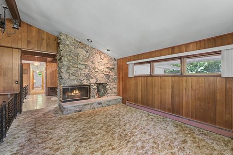 Tiny photo for 3001 S Brockway Street, Rolling Meadows, IL 60008 (MLS # 12706913)