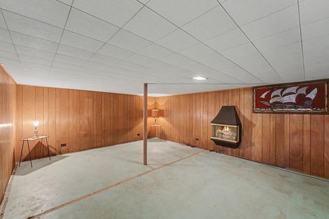 Tiny photo for 3001 S Brockway Street, Rolling Meadows, IL 60008 (MLS # 12706913)