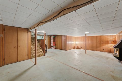 Tiny photo for 3001 S Brockway Street, Rolling Meadows, IL 60008 (MLS # 12706913)