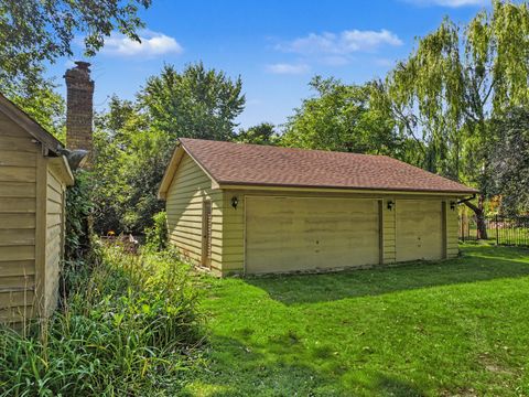 Tiny photo for 3001 S Brockway Street, Rolling Meadows, IL 60008 (MLS # 12706913)