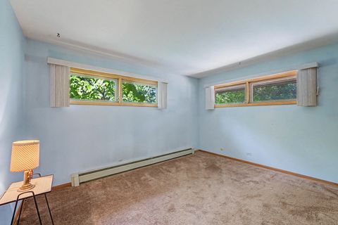 Tiny photo for 3001 S Brockway Street, Rolling Meadows, IL 60008 (MLS # 12706913)