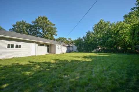 Tiny photo for 2703 Cardinal Drive, Rolling Meadows, IL 60008 (MLS # 12725769)