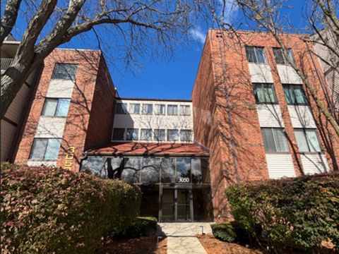 3050 Pheasant Creek Drive 407 Northbrook IL 60062