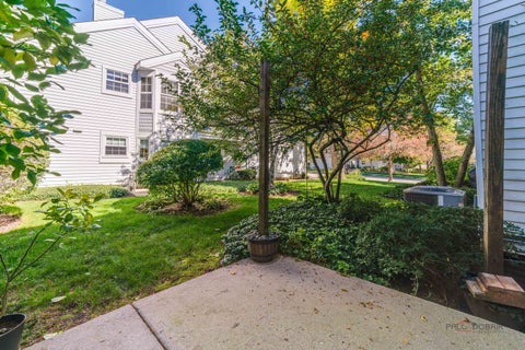 Tiny photo for 288 Oak Bluff Court, Wauconda, IL 60084 (MLS # 12773071)