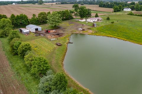 Tiny photo for 1692 County Road 315 E, Johnsonville, IL 62850 (MLS # 12639788)