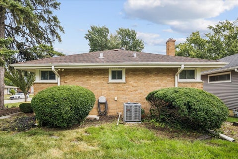 Tiny photo for 201 S Yale Avenue, Addison, IL 60101 (MLS # 12757846)