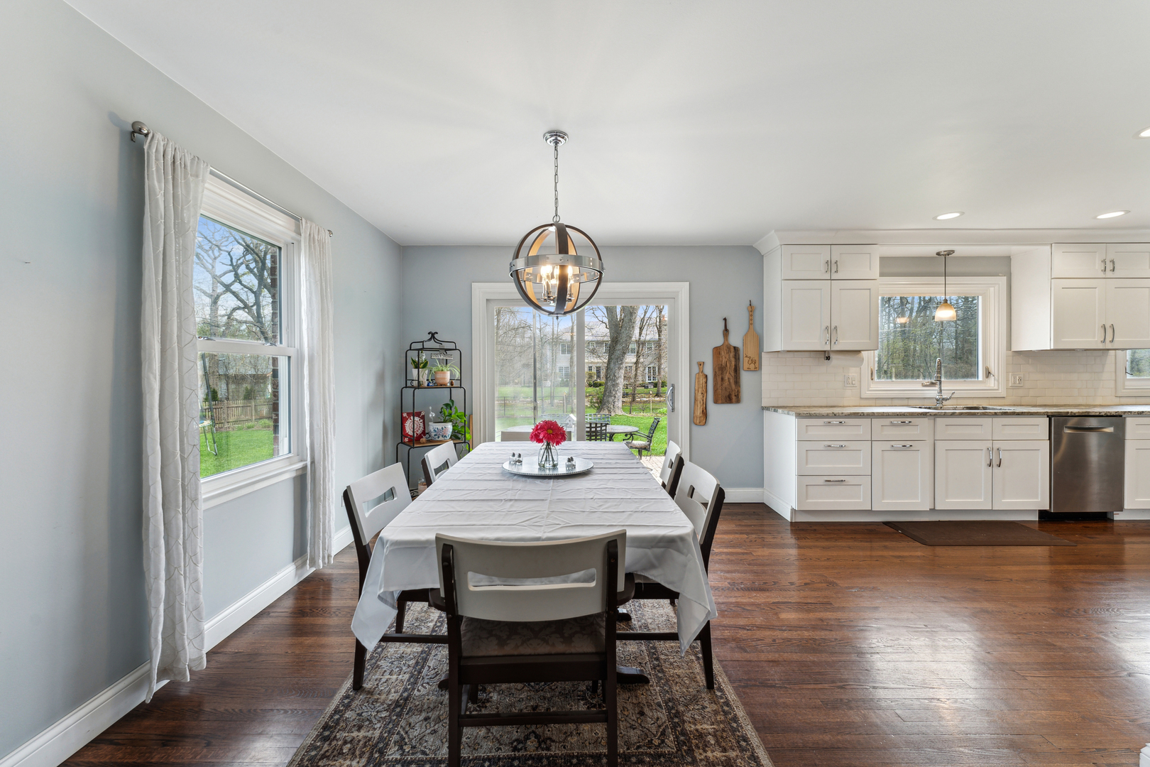 1465 Northwoods Circle