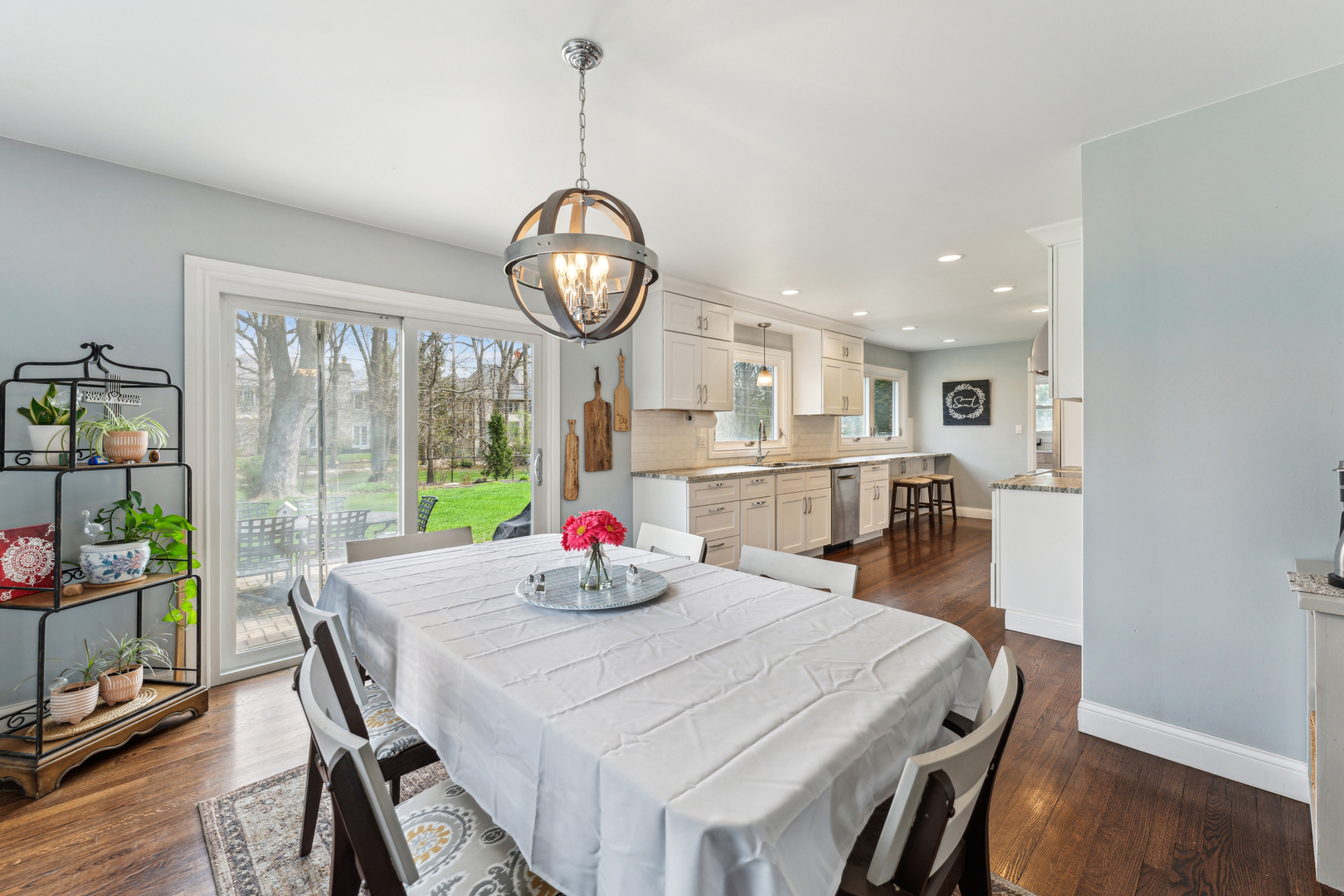 1465 Northwoods Circle