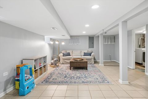 Tiny photo for 10310 S Hamilton Avenue, Chicago, IL 60643 (MLS # 12583269)