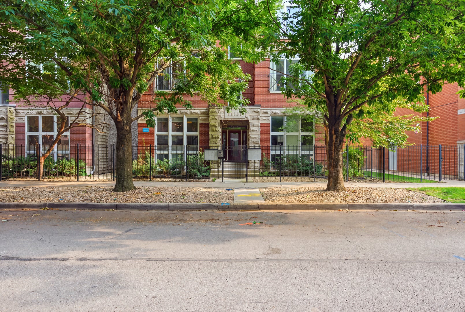 2127 W Rice Street 2E