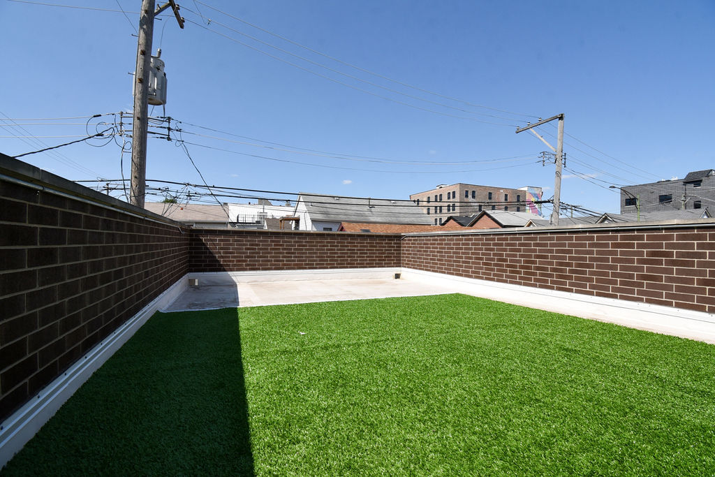 1828 S PEORIA Street