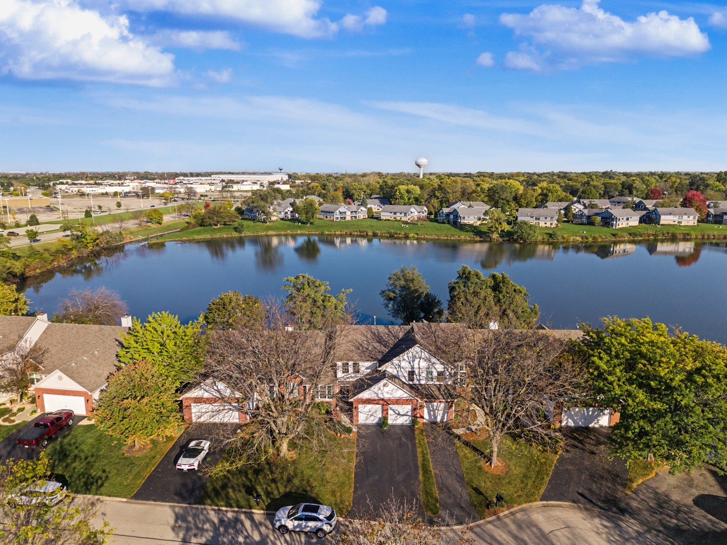 2712 Lake Shore Drive