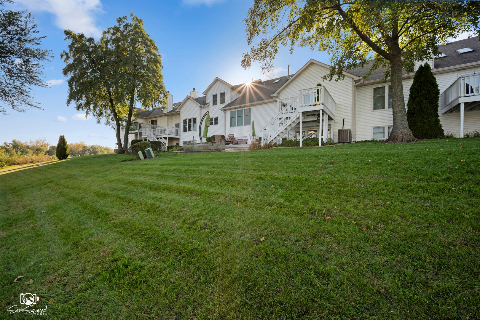 2712 Lake Shore Drive