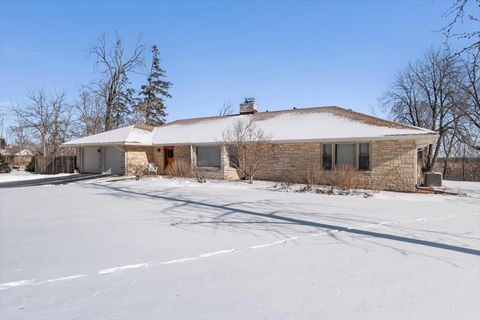 Tiny photo for 37275 N Ganster Road, Beach Park, IL 60087 (MLS # 12561121)