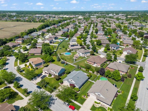 Tiny photo for 8942 Glenshire Street, Tinley Park, IL 60487 (MLS # 12617674)