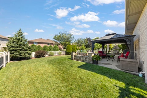 Tiny photo for 8942 Glenshire Street, Tinley Park, IL 60487 (MLS # 12617674)