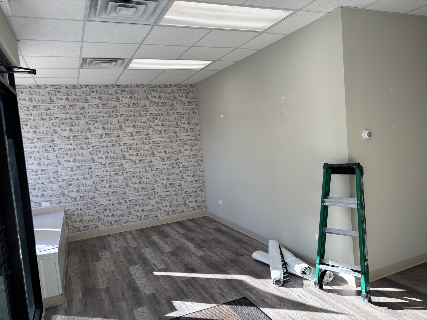 4212 W Irving Park Road