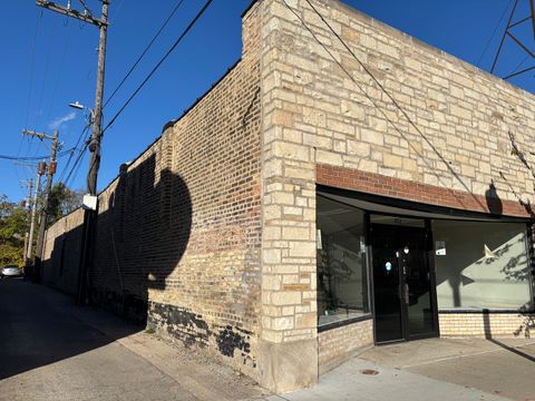 4212 W Irving Park Road Chicago IL 60641