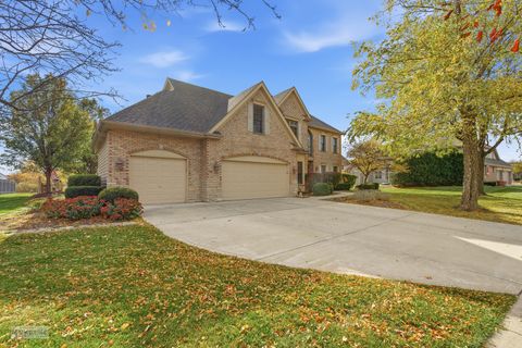 Tiny photo for 802 Diamond Head Drive W, Shorewood, IL 60404 (MLS # 12556478)