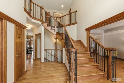 Tiny photo for 802 Diamond Head Drive W, Shorewood, IL 60404 (MLS # 12556478)