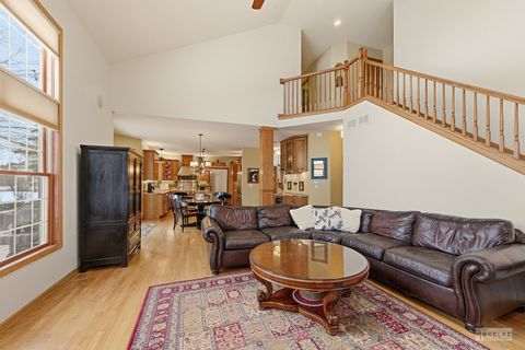 Tiny photo for 802 Diamond Head Drive W, Shorewood, IL 60404 (MLS # 12556478)