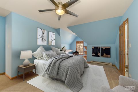 Tiny photo for 802 Diamond Head Drive W, Shorewood, IL 60404 (MLS # 12556478)