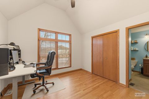 Tiny photo for 802 Diamond Head Drive W, Shorewood, IL 60404 (MLS # 12556478)