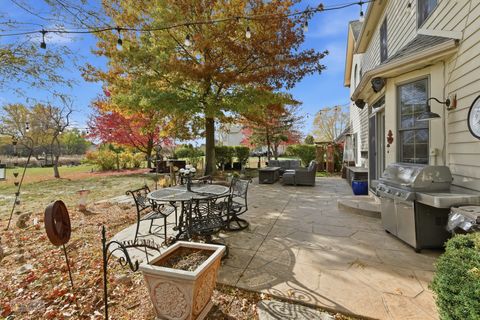 Tiny photo for 802 Diamond Head Drive W, Shorewood, IL 60404 (MLS # 12556478)