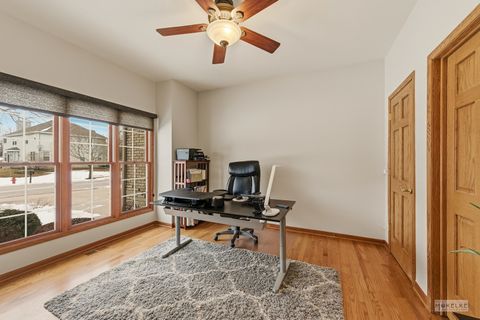 Tiny photo for 802 Diamond Head Drive W, Shorewood, IL 60404 (MLS # 12556478)
