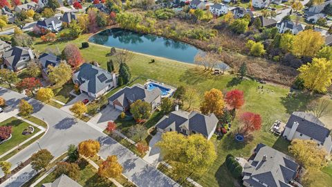 Tiny photo for 802 Diamond Head Drive W, Shorewood, IL 60404 (MLS # 12556478)