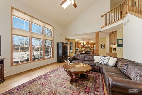 Tiny photo for 802 Diamond Head Drive W, Shorewood, IL 60404 (MLS # 12556478)