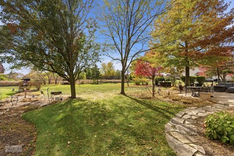 Tiny photo for 802 Diamond Head Drive W, Shorewood, IL 60404 (MLS # 12556478)