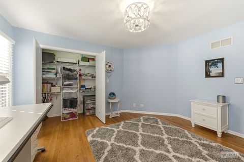 Tiny photo for 802 Diamond Head Drive W, Shorewood, IL 60404 (MLS # 12556478)