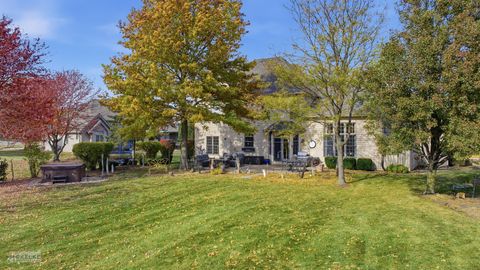 Tiny photo for 802 Diamond Head Drive W, Shorewood, IL 60404 (MLS # 12556478)