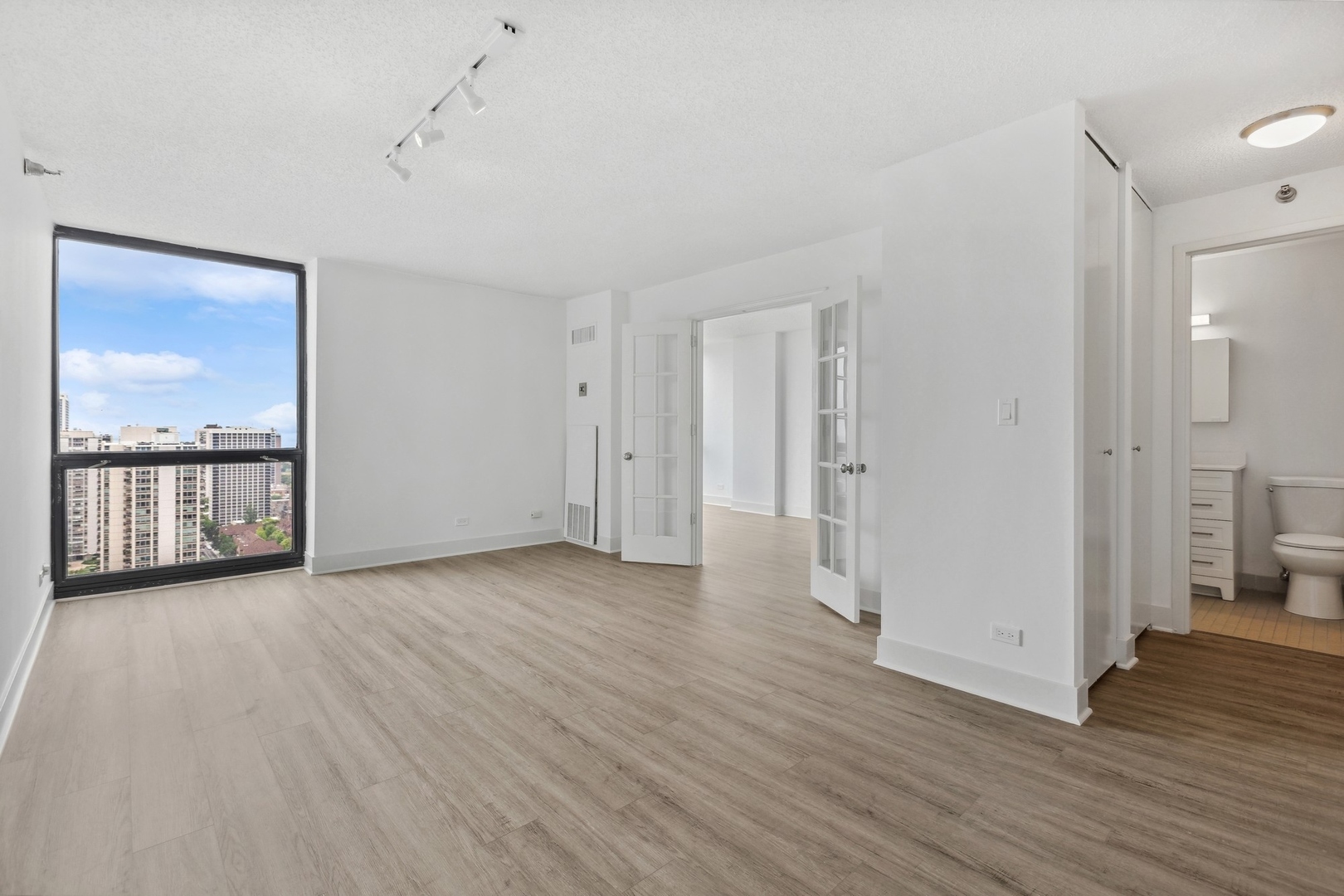 1122 N CLARK Street 3104