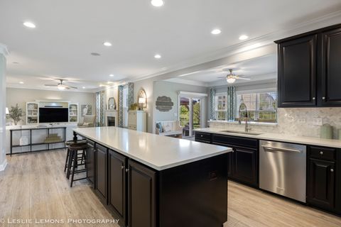 Tiny photo for 4307 LACEBARK Lane, Naperville, IL 60564 (MLS # 12457565)
