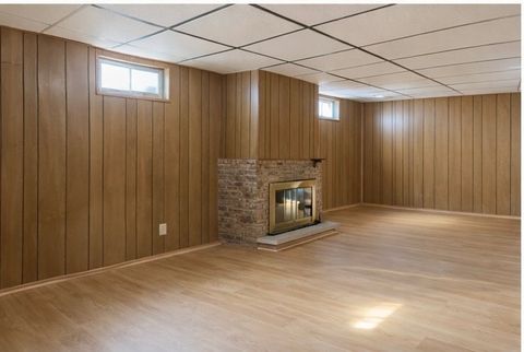 Tiny photo for 516 Lincolnshire Drive, Sycamore, IL 60178 (MLS # 12566007)