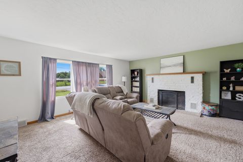 Tiny photo for 2808 W 3rd Street, Coal Valley, IL 61240 (MLS # 12702119)