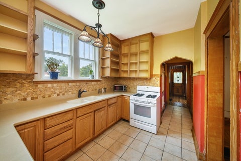 Tiny photo for 3502 Rosemear Avenue, Brookfield, IL 60513 (MLS # 12775999)