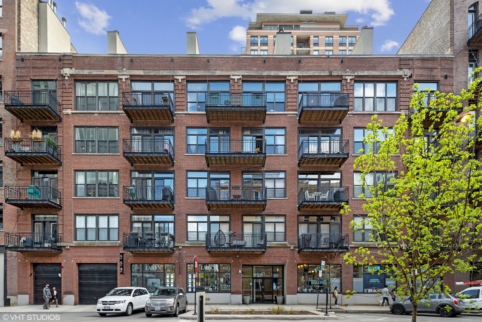 375 W ERIE Street 410