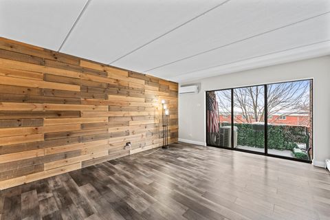 Tiny photo for 7117 W 93rd Street #306, Oak Lawn, IL 60453 (MLS # 12531268)