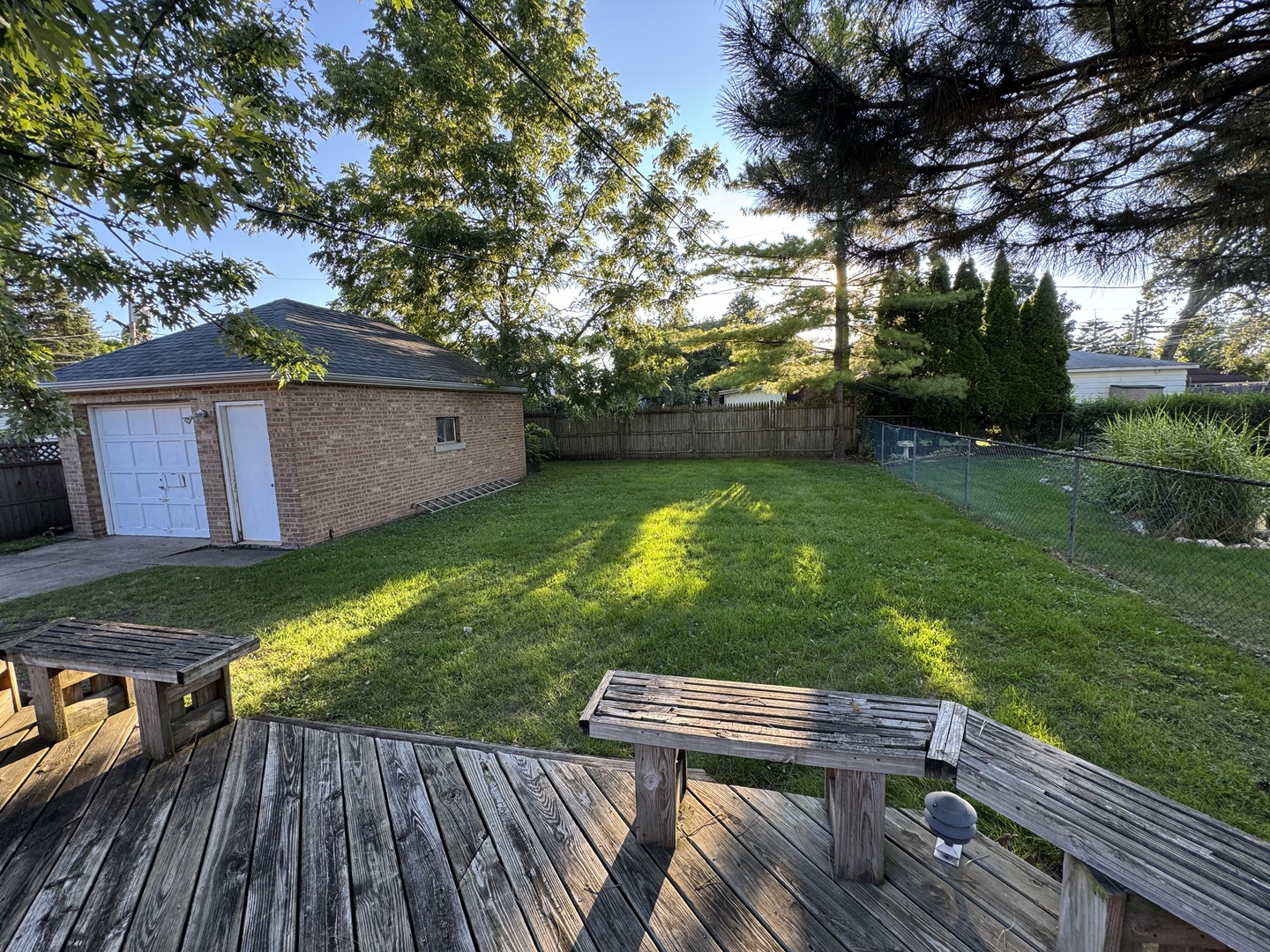 Des Plaines, Illinois 60016, United States, 2 Bedrooms Bedrooms, ,1 BathroomBathrooms,Residential,Active,246012