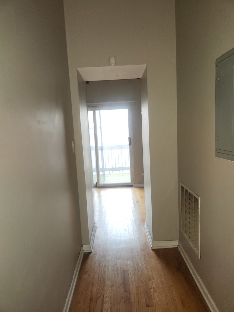 3342 W Crystal Street