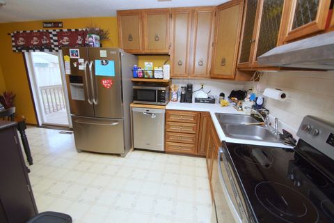 Tiny photo for 2704 WOOD DALE Avenue, Davenport, IA 52804 (MLS # 12602125)