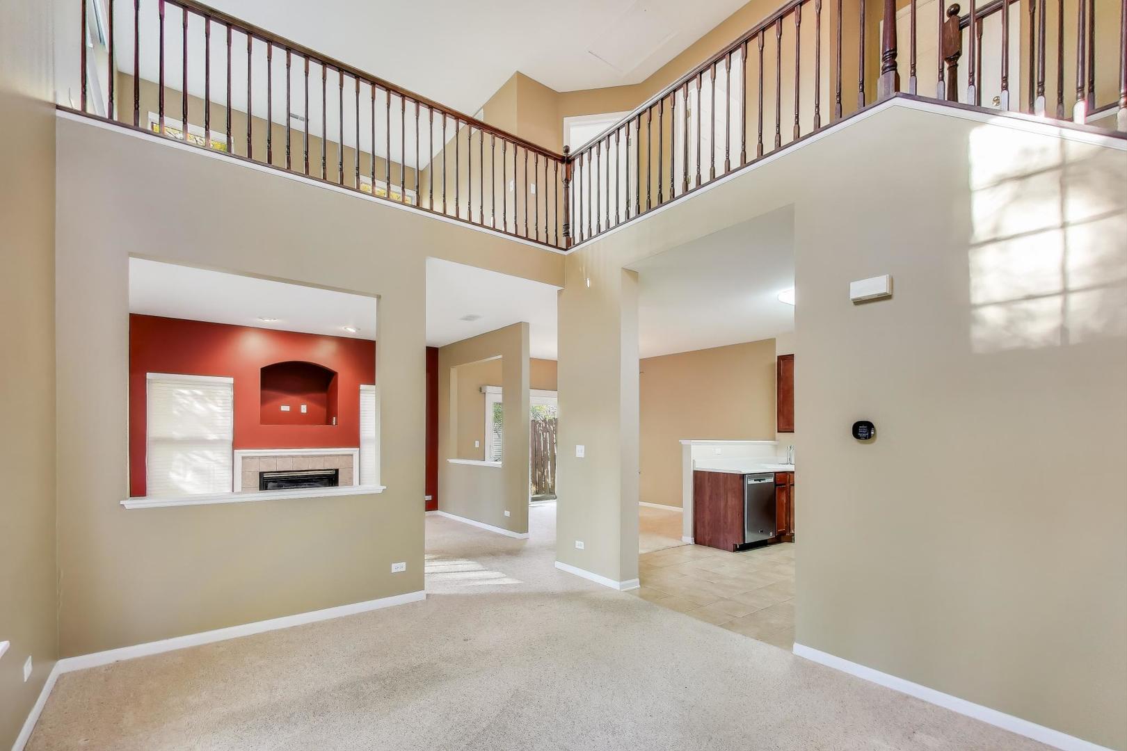 2271 Stoughton Circle