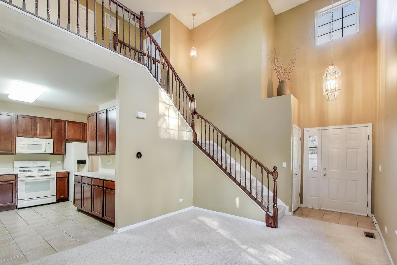 2271 Stoughton Circle