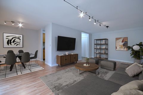 Tiny photo for 1806 Hemlock Place #105, Schaumburg, IL 60173 (MLS # 12488531)