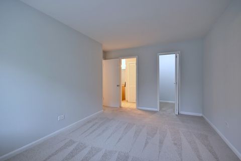 Tiny photo for 1806 Hemlock Place #105, Schaumburg, IL 60173 (MLS # 12488531)